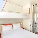 Hotel Ibis Budget Paradiso 2*
