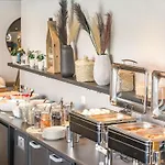 Ibis Budget Paradiso Hotel 2*