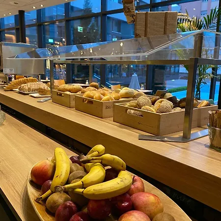 Ibis Budget Paradiso מלון 2*