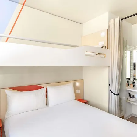 Hotel Ibis Budget Paradiso 2*