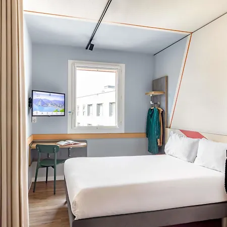 Hotel Ibis Budget Paradiso 2*