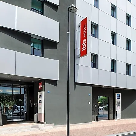 Hotel Ibis Budget Paradiso 2*