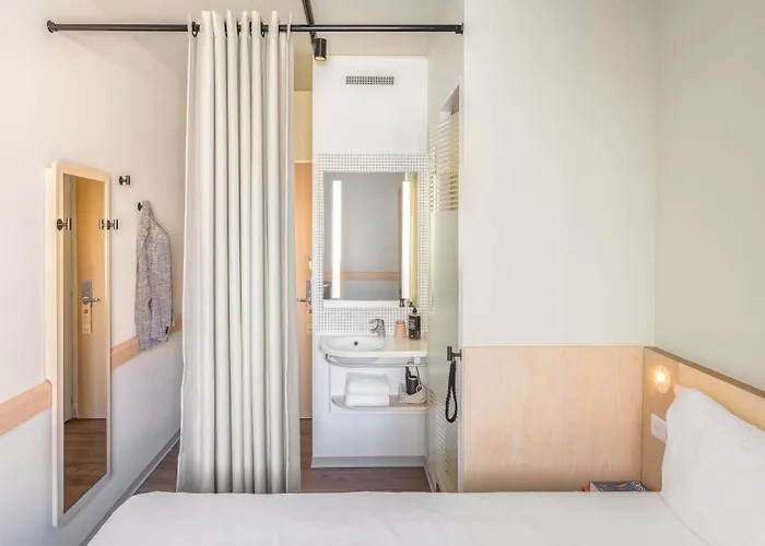 Ibis Budget Paradiso מלון