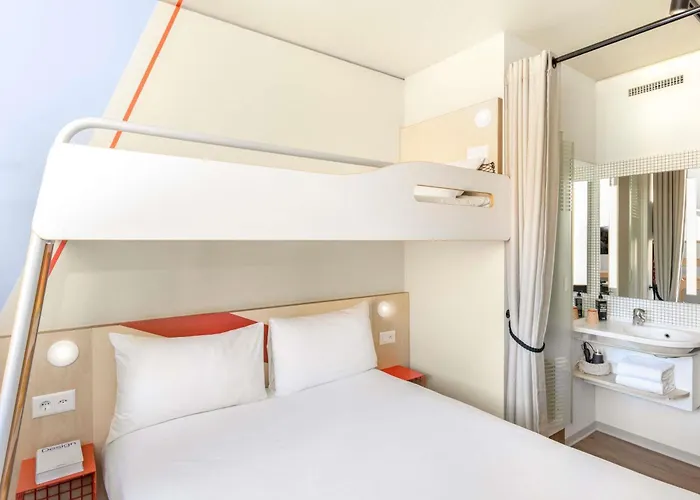 מלון Ibis Budget Paradiso 2*