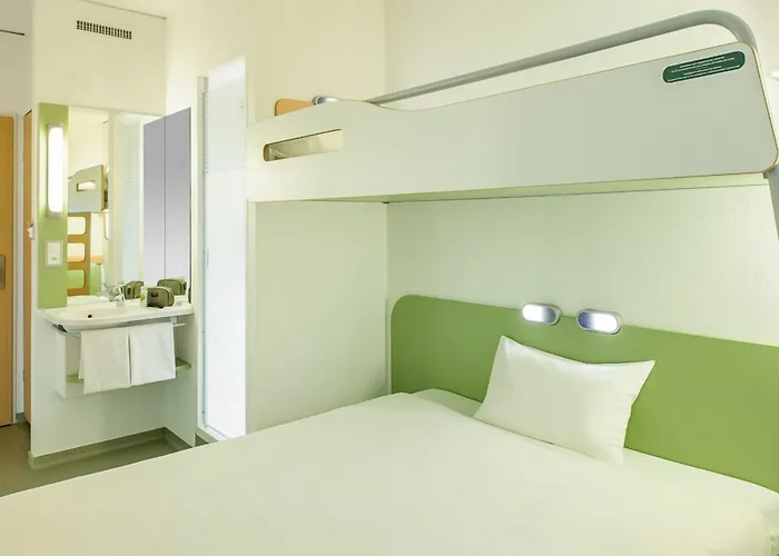 Hotel Ibis Budget Paradiso 2*